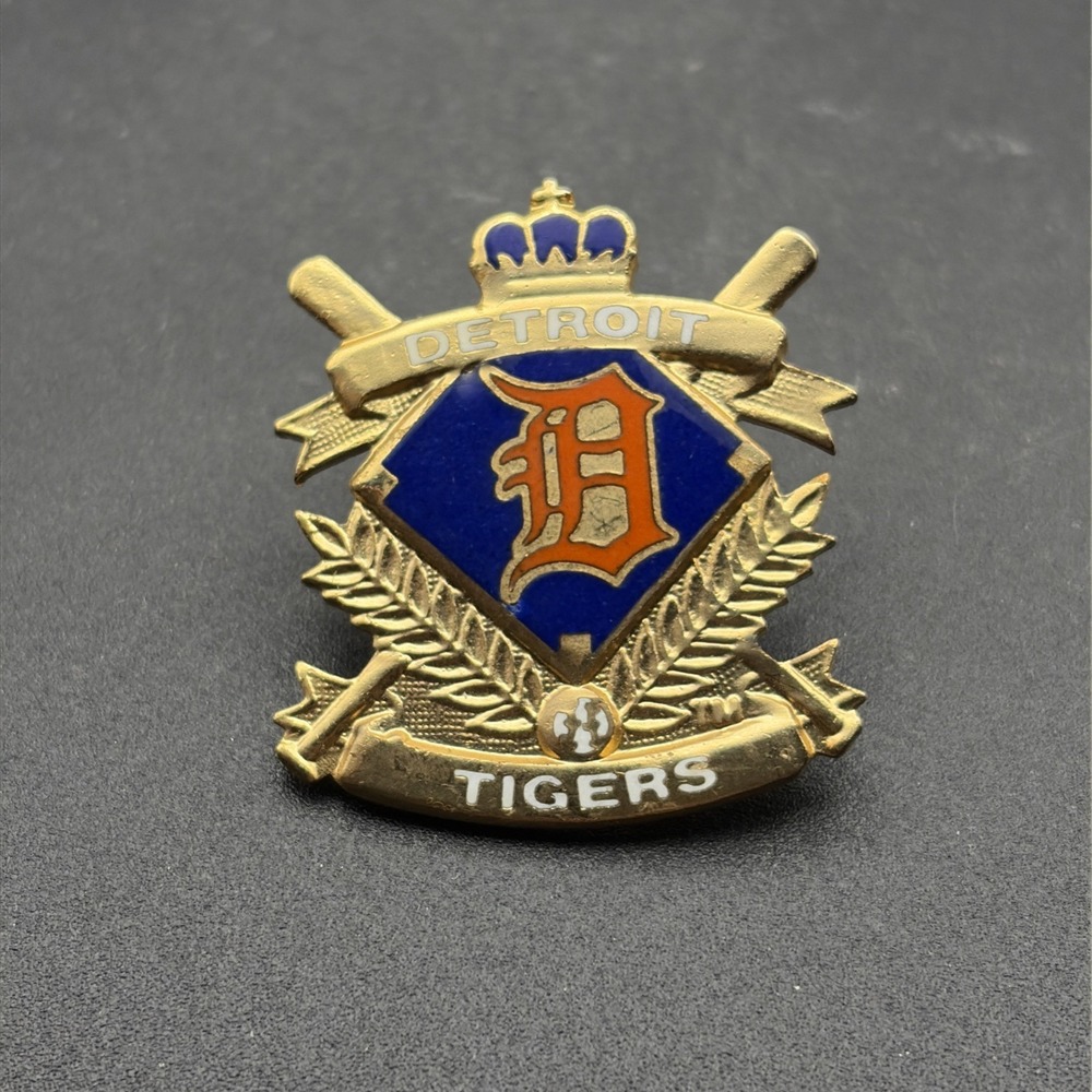 Detroit Tigers Crossed Bats Crest MLB Baseball Team Lapel Hat Pin